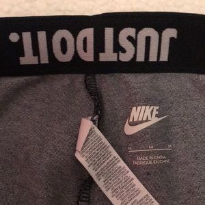 Nike Pants - Nike Leggings Nike Pants - Nike Leggings